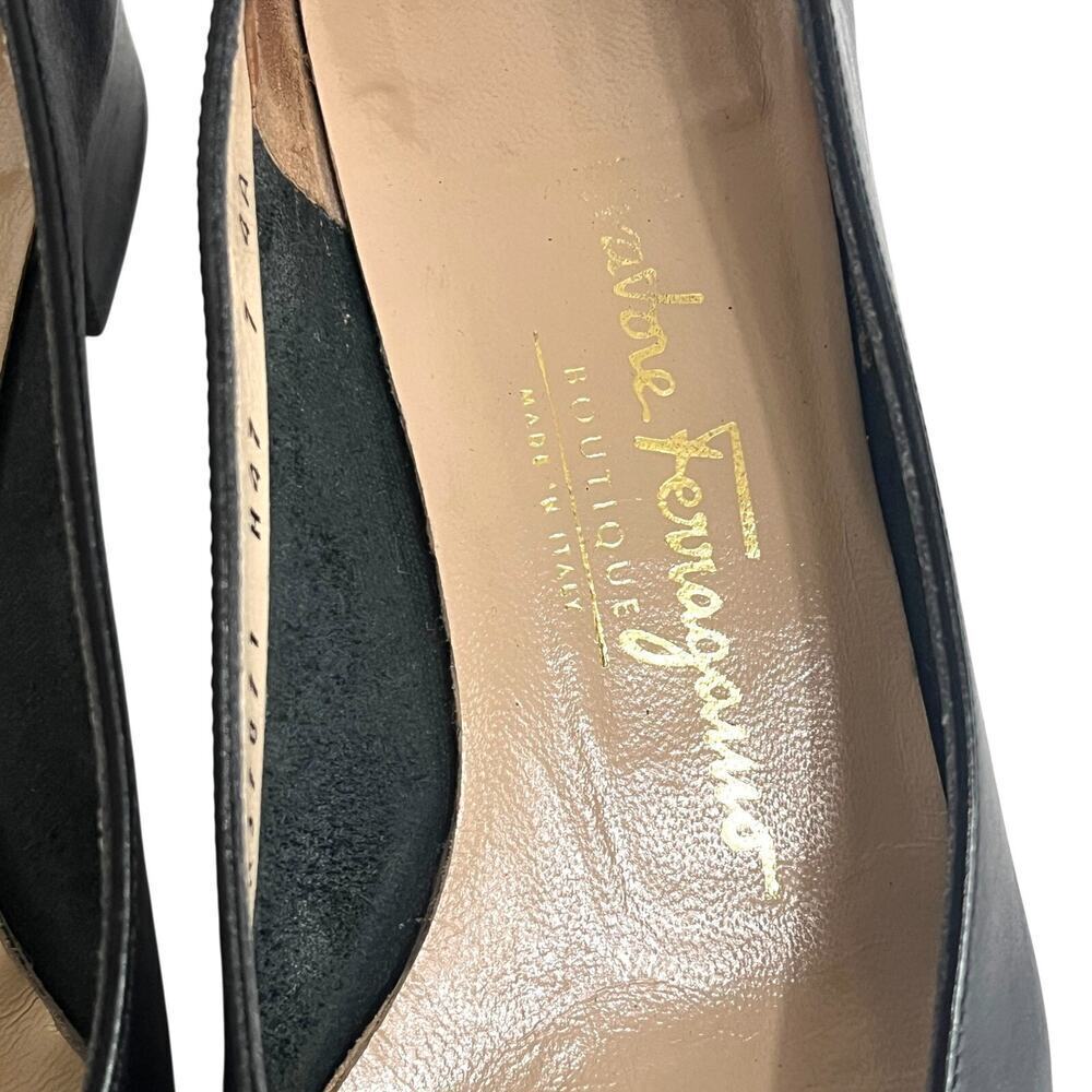 Vintage Salvatore Ferragamo Women’s Black Leather Pumps Gold Buckle Size 7 4A - Picture 10 of 12